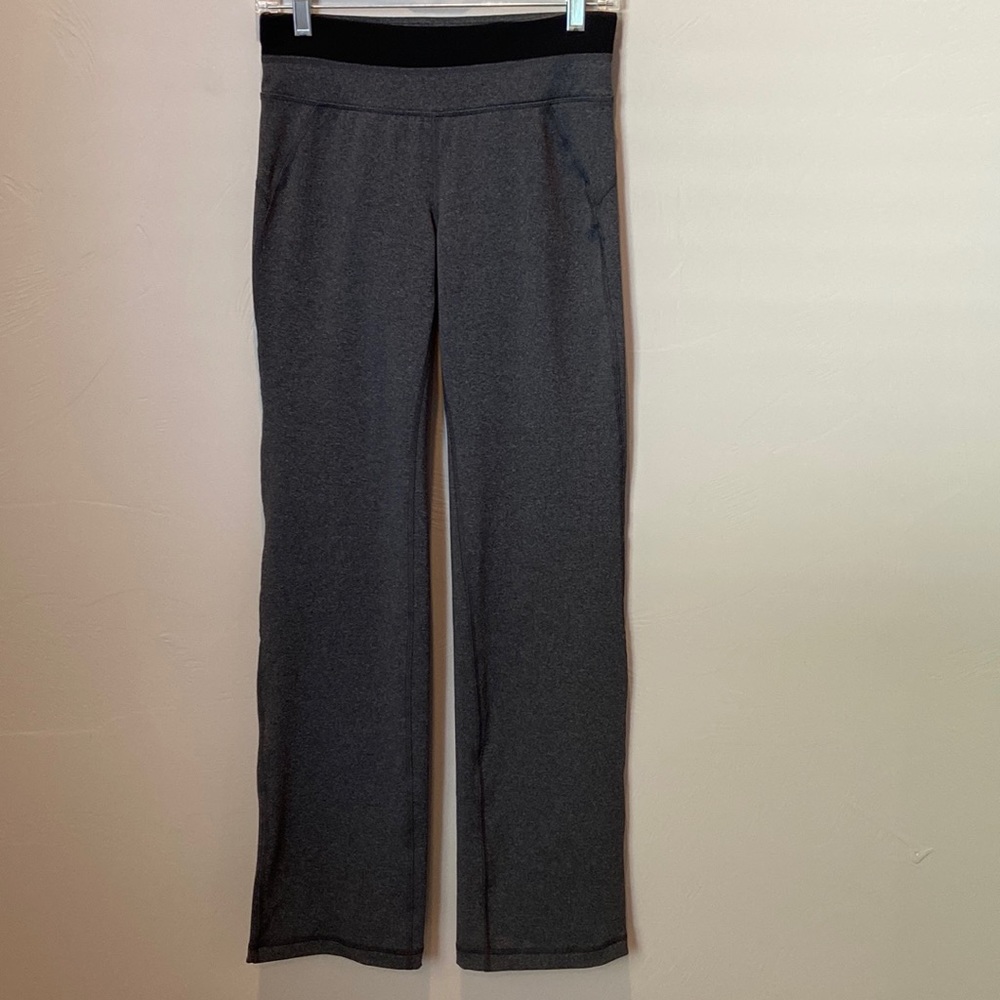 Athletic pants